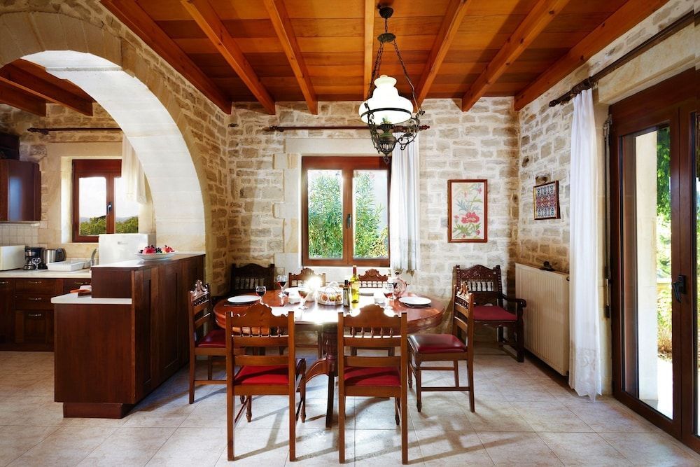 disCrete Villa Loutra
