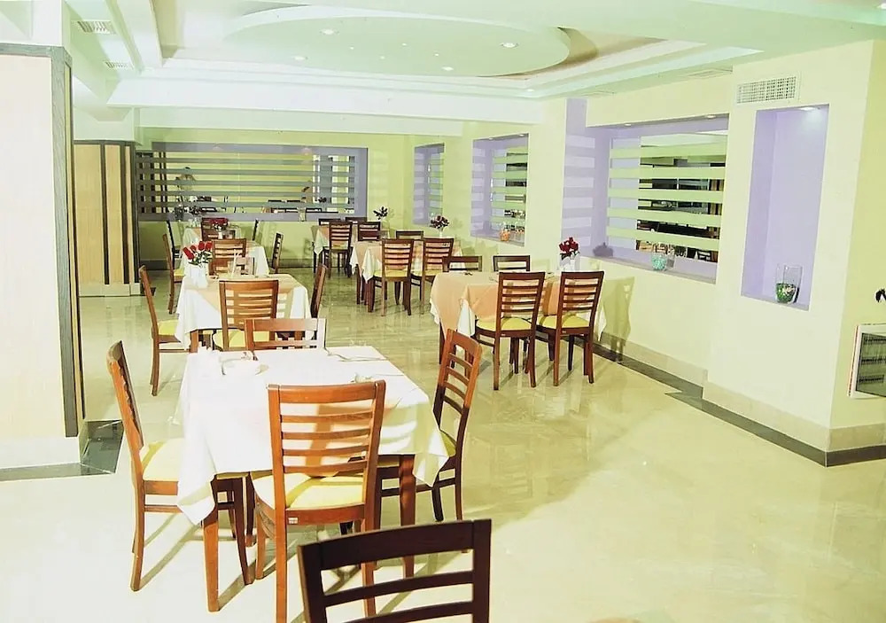 Himeros Life Hotel