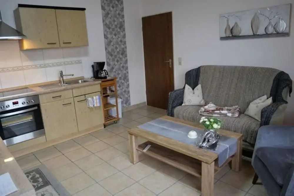Cozy Apartment in Strotzbüsch near Eifel Center