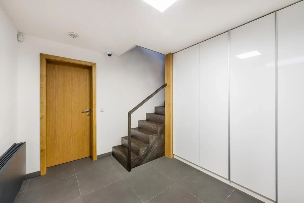 Modern Apartment in a Picturesque 15th-Century Building
