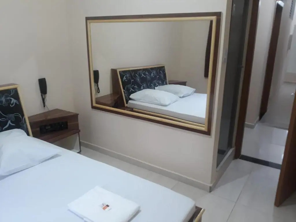 Hotel Zeus 2