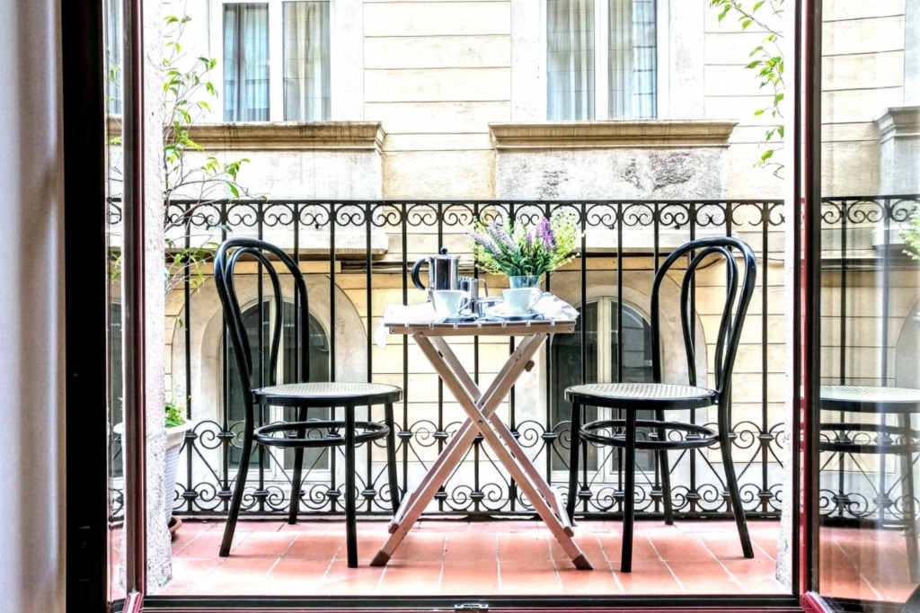 La Rambla spacious 3BR monthly rental - Parsifal
