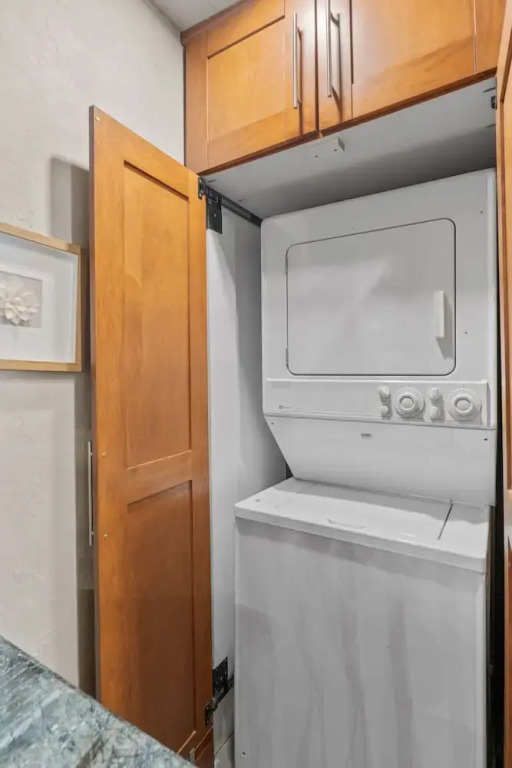 Stylish Westwood Condo