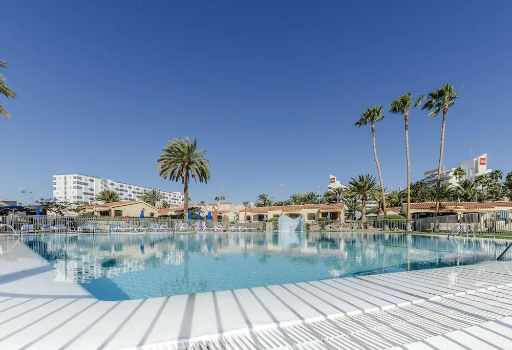 Bungalow With one Bedroom in Playa del Inglés - Maspalomas, With Shared Pool, Furnished Terrace and Wifi - 500 m From the Beach