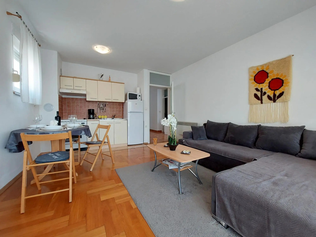 Apartments Kira Crikvenica