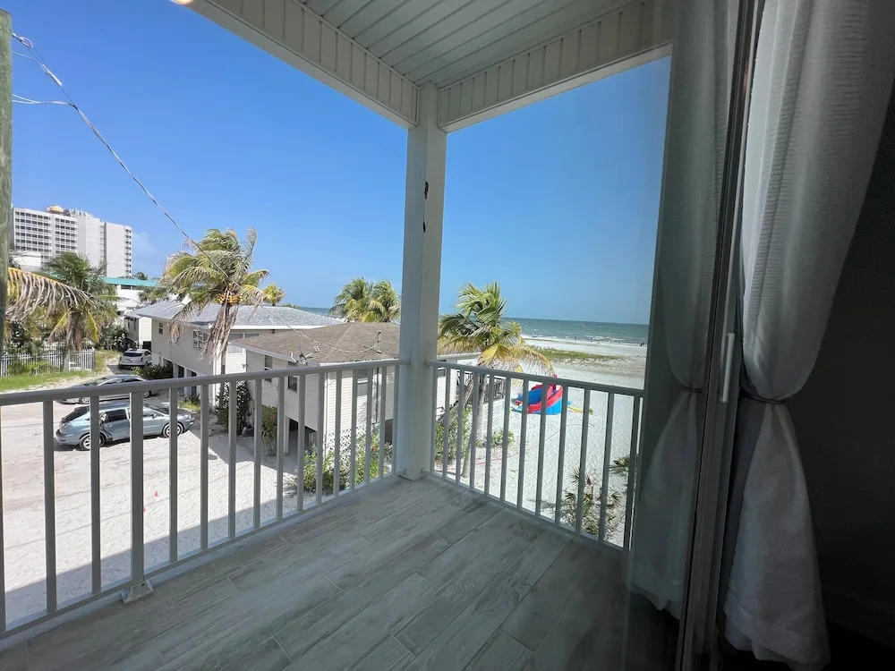 White Sugar Sands