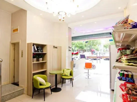 Chaoman Fashion Hotel (Yilonghu Jiayuan Branch)
