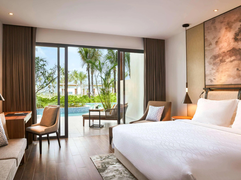 Курортный отель Mövenpick Resort Waverly Phu Quoc