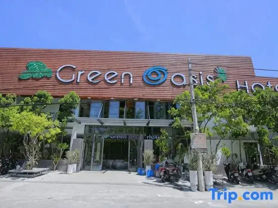 Green Oasis Hotel