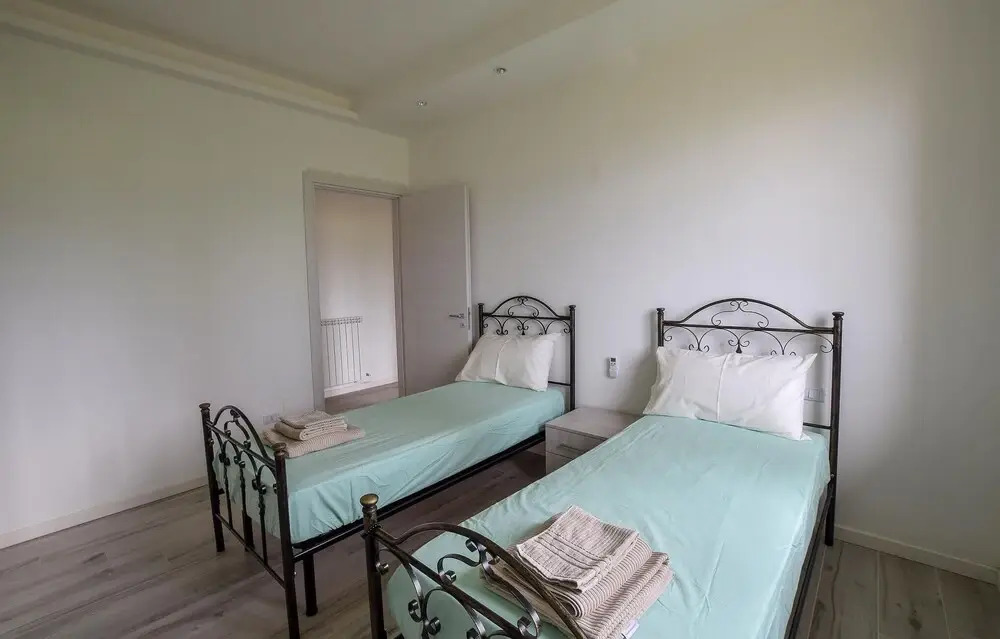 Amazing Apartment in Isca Marina With Wifi and 3 Bedrooms