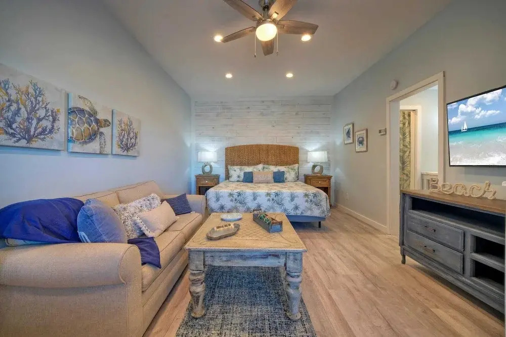 Beach Boardwalk Access, 2 Pools, Pickleball/tennis Beach Bliss by Avantstay