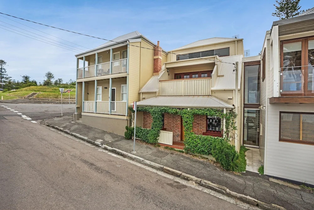 Newcastle Executive Homes - Oceanview Terrace