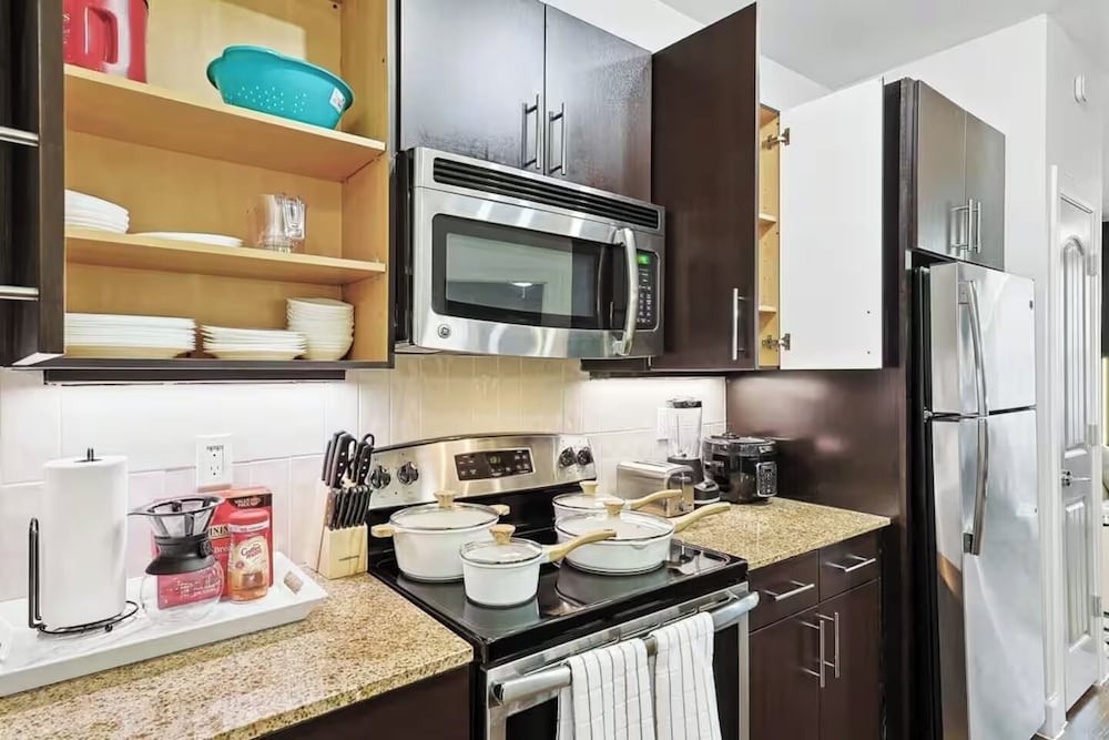 Lux 1B1B with Pool Near Legacy West