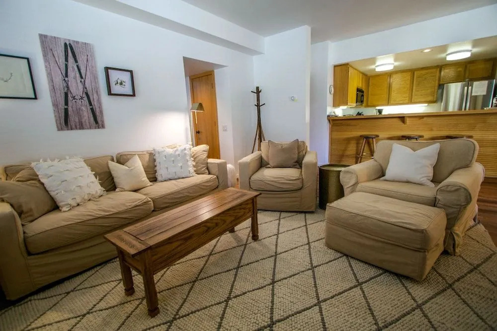 Snowcreek #887 2 Bedroom Condo by RedAwning