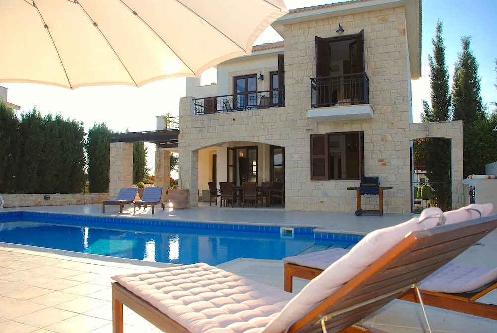 Villa 30 - Lysos