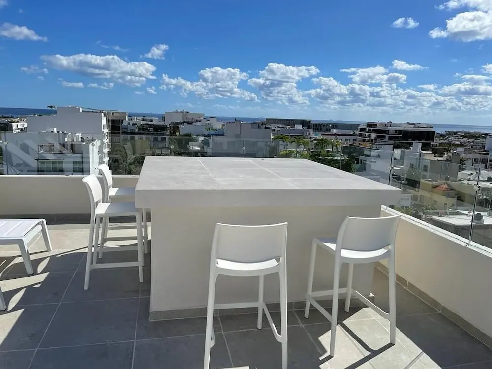 Kuyaan 44 Suites