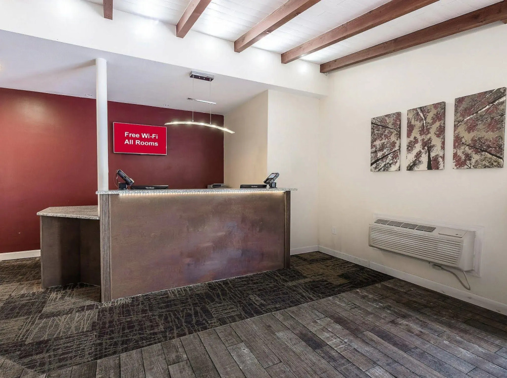 Red Roof Inn Lancaster
