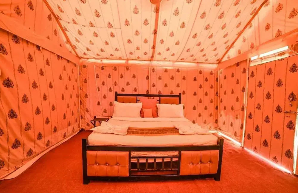 Sam Resort and Camp