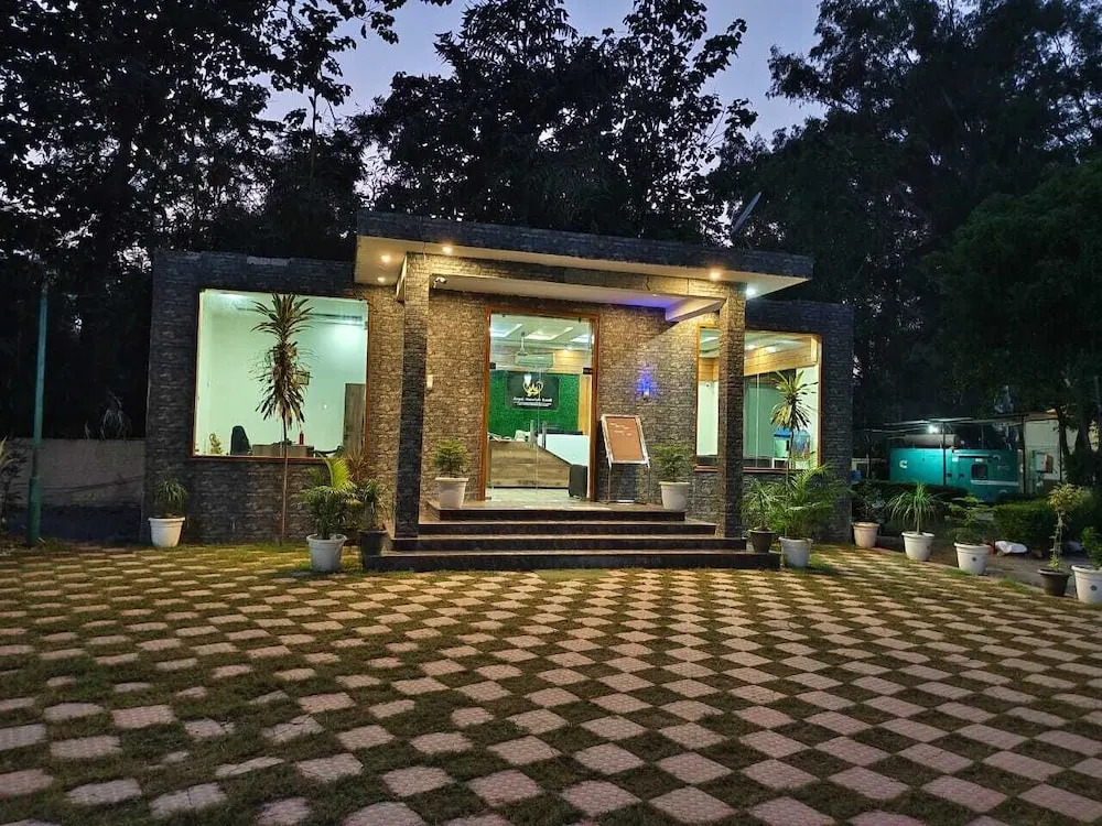 Royals Moonlight Resort