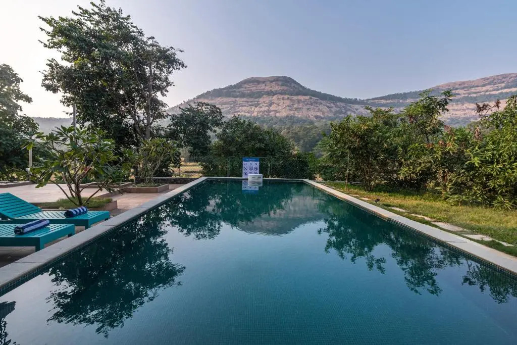 SaffronStays Mountain Aer, Karjat