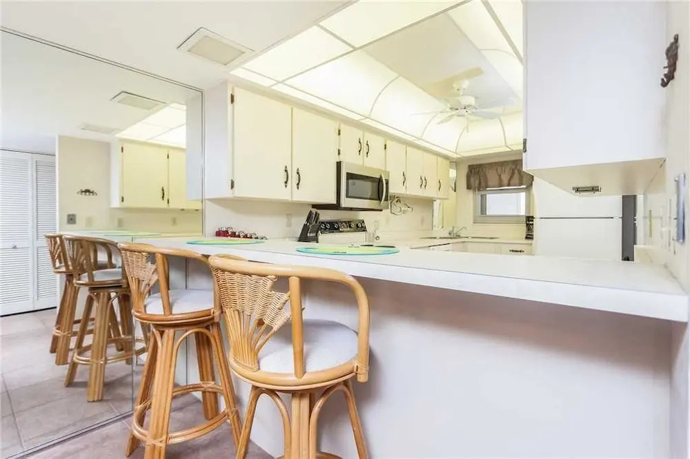 Shores Club 703 - Two Bedroom Condo