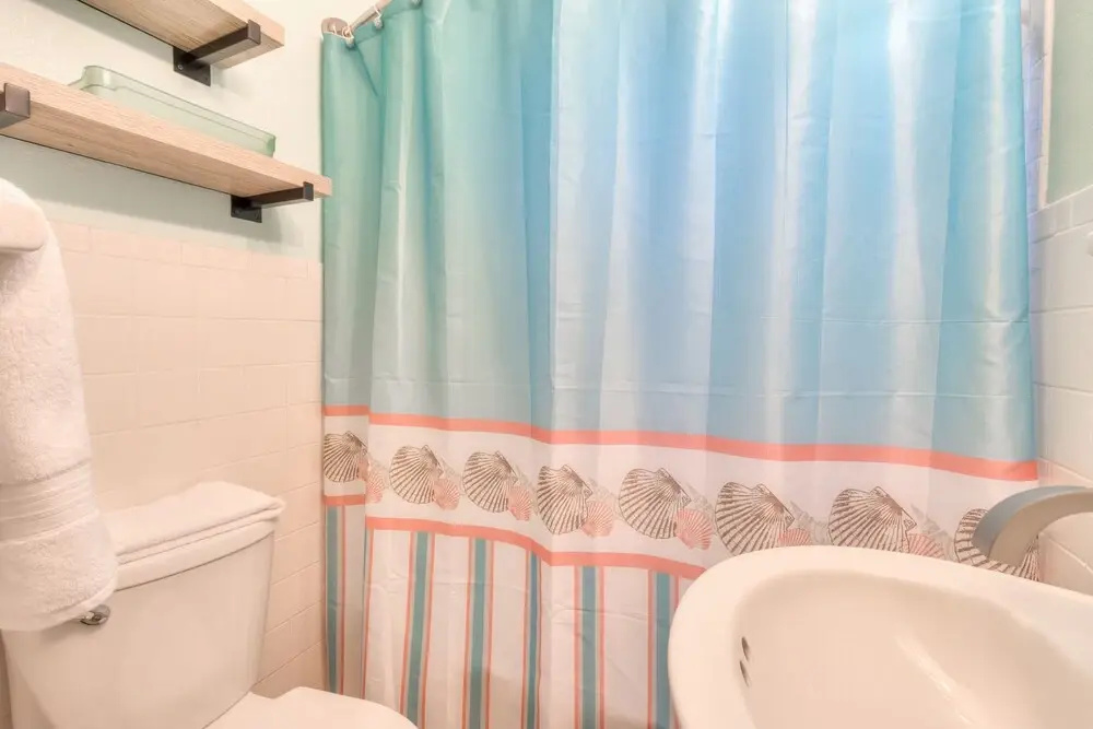 Tropic Terrace #37 - Beachfront Rental 1 Bedroom Condo by Redawning
