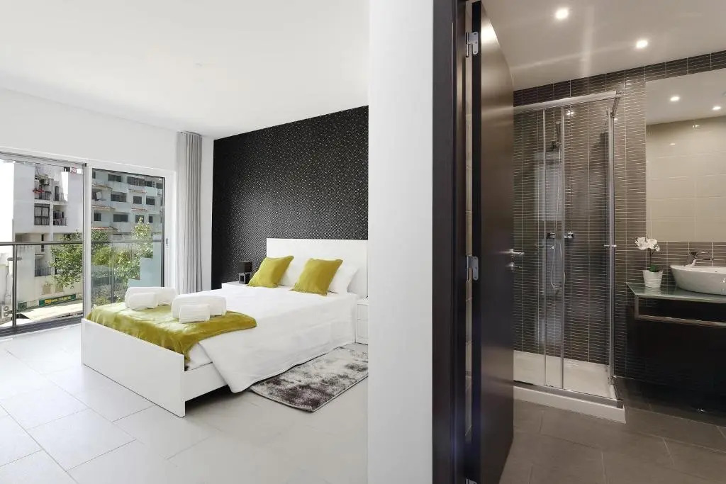 Original 3 Bedroom Downtown