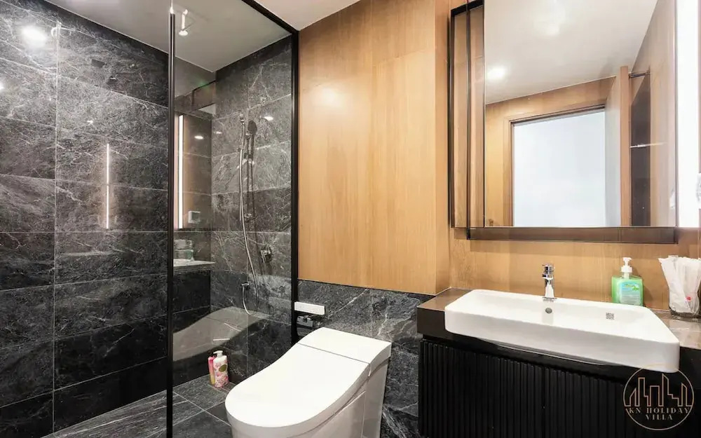 Odela Estella Riverside Luxury Vacation