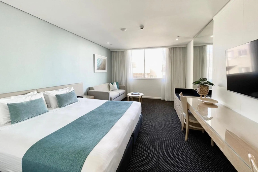 Coogee Sands Hotel & Apartments