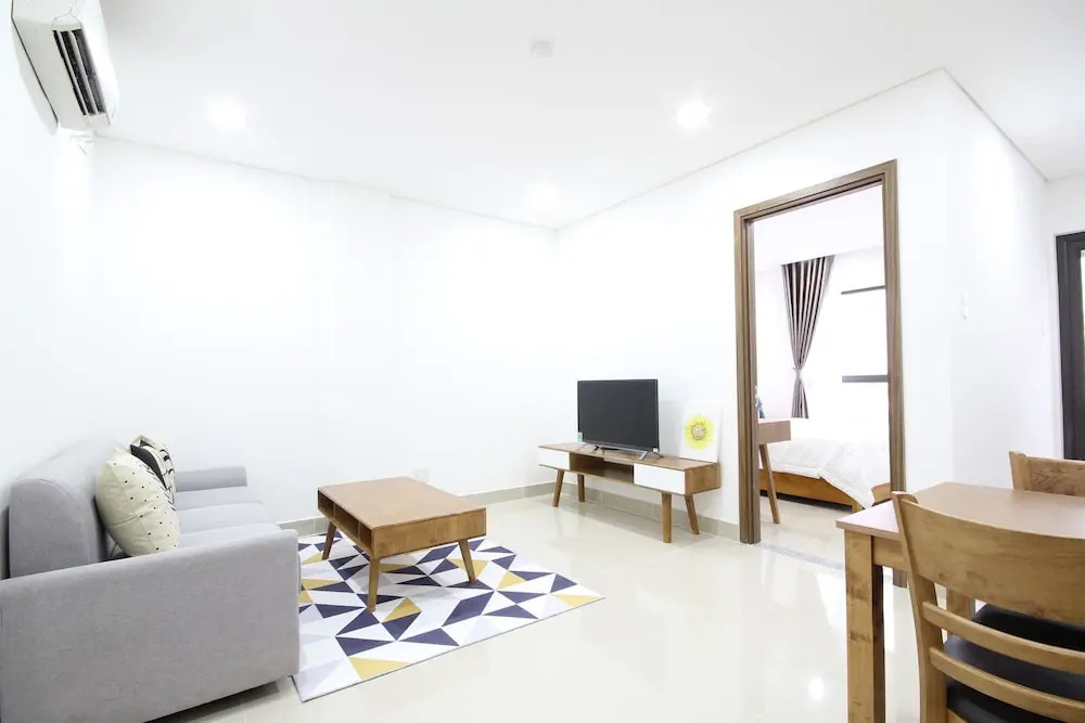 Smiley Apartment 11A