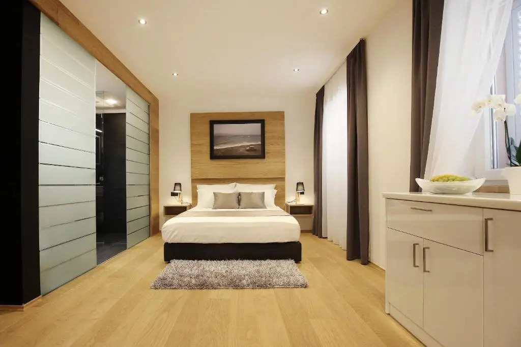 Rooms Bura i Jugo