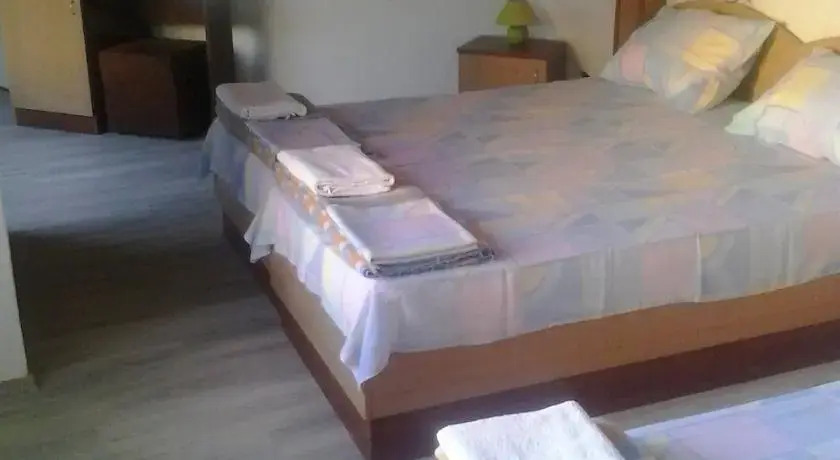 Summer SZ Guest House