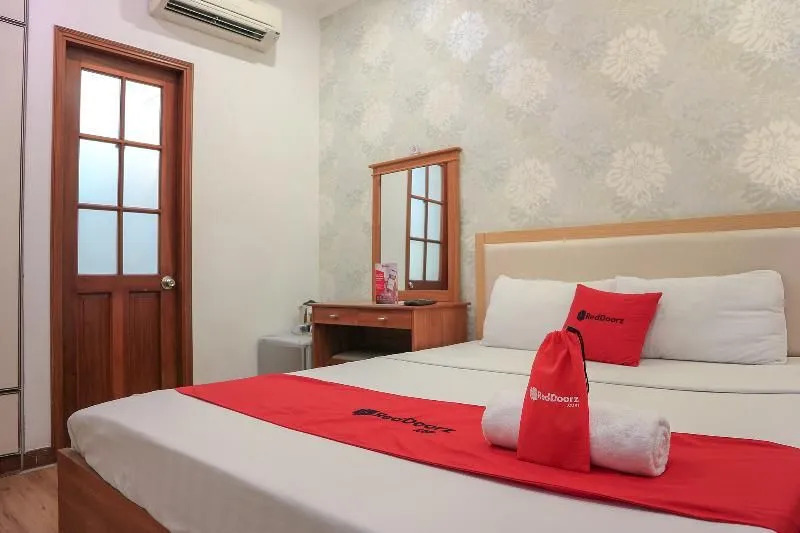 Reddoorz Near Nguyen Hue Walking Street 3