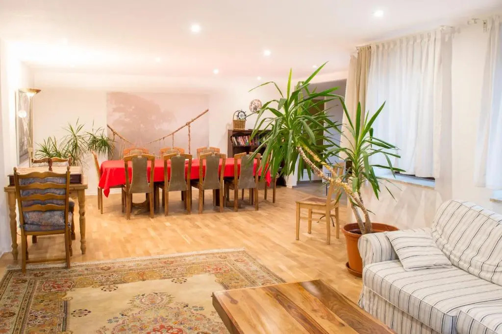 Gwuni Mopera B&B
