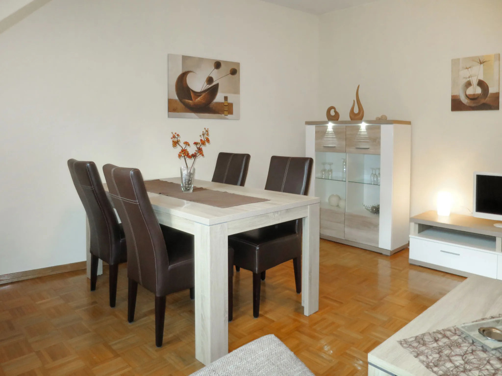 Apartment Weingut Krempel by Interhome