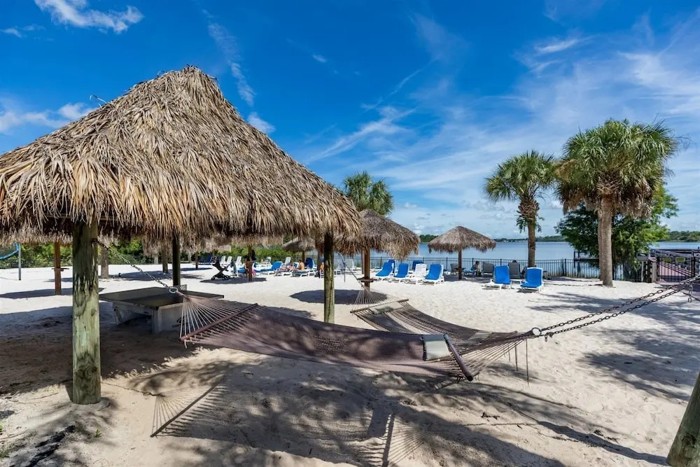 Fabulous modern 3 bed condo in Bahama Bay resort - Villa #493