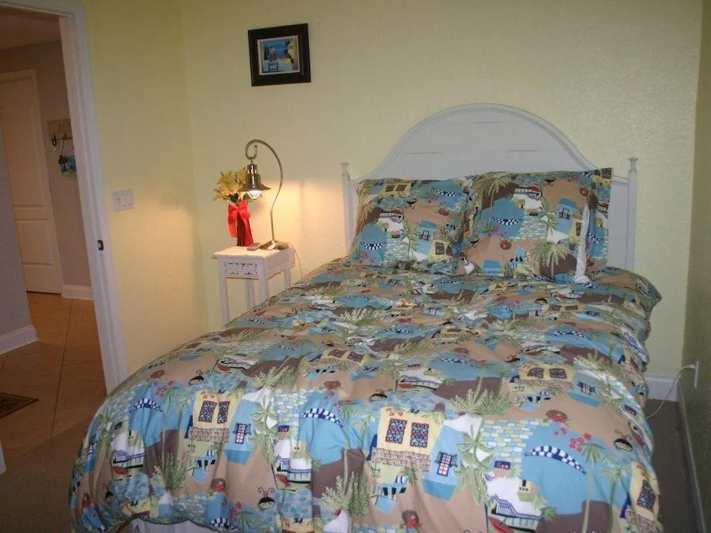M-Andros 603 - Minorca Beach Way Condo by RedAwning