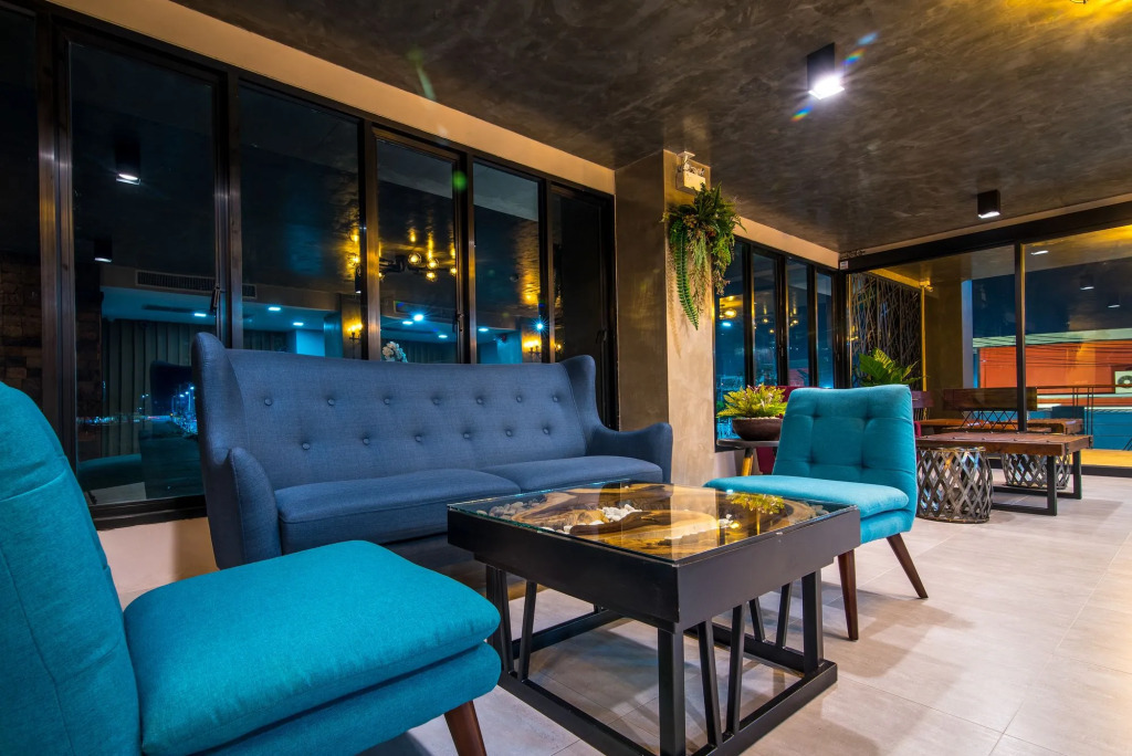 deVloft hotel Korat