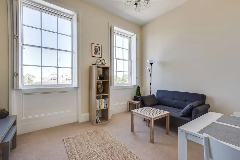 22 Lansdown Place