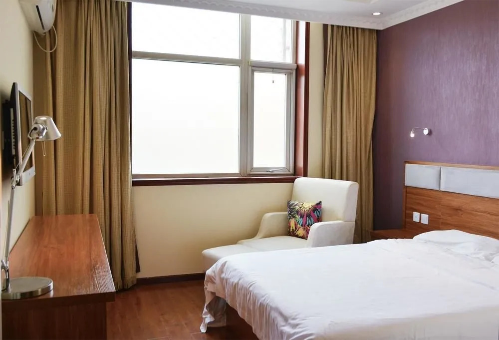 7 Days Inn (Beijing Wanfeng Road Qilizhuang Subway Station)