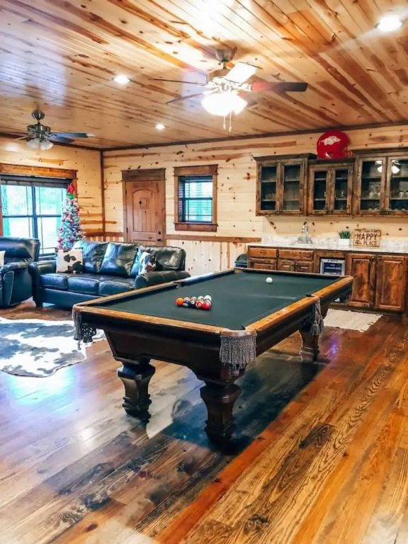 Stone Mountain Lodge Luxurious Rustic Retreat