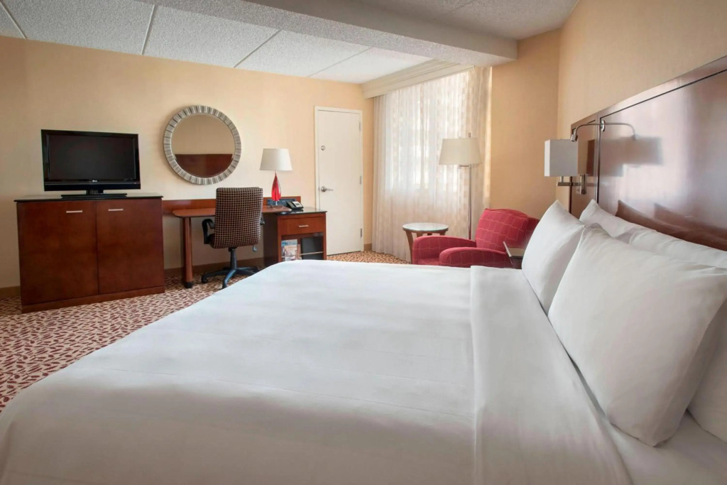Long Island Marriott Hotel