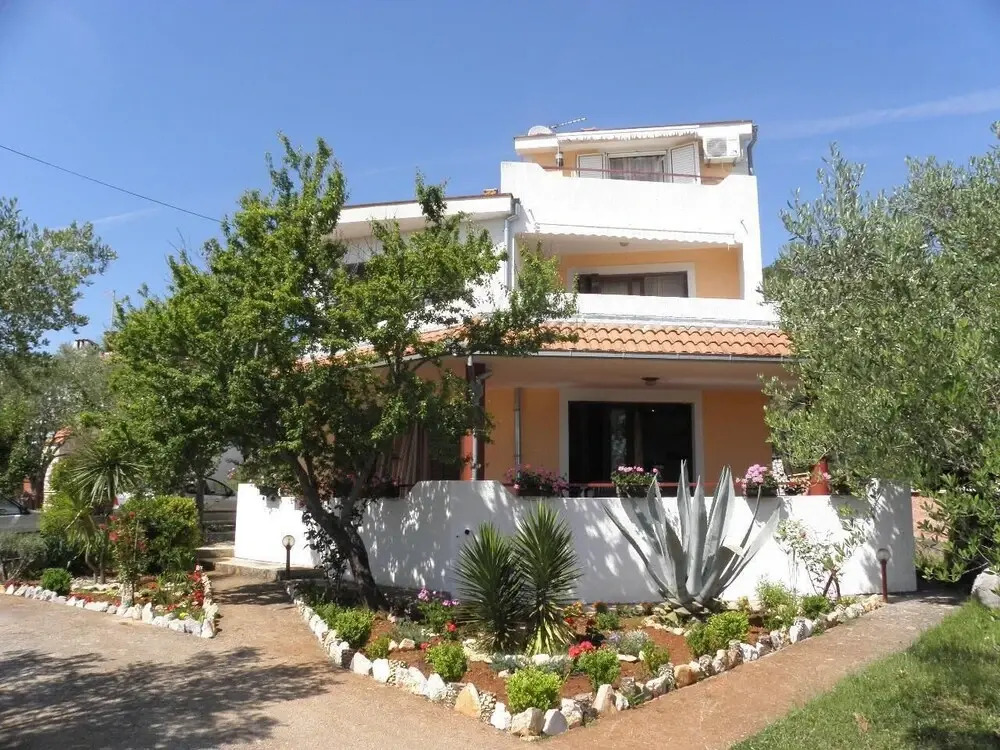 Mima - 150 m From the Beach - A3