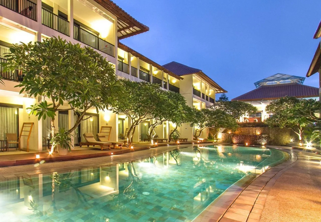 Away Bali Legian Camakila