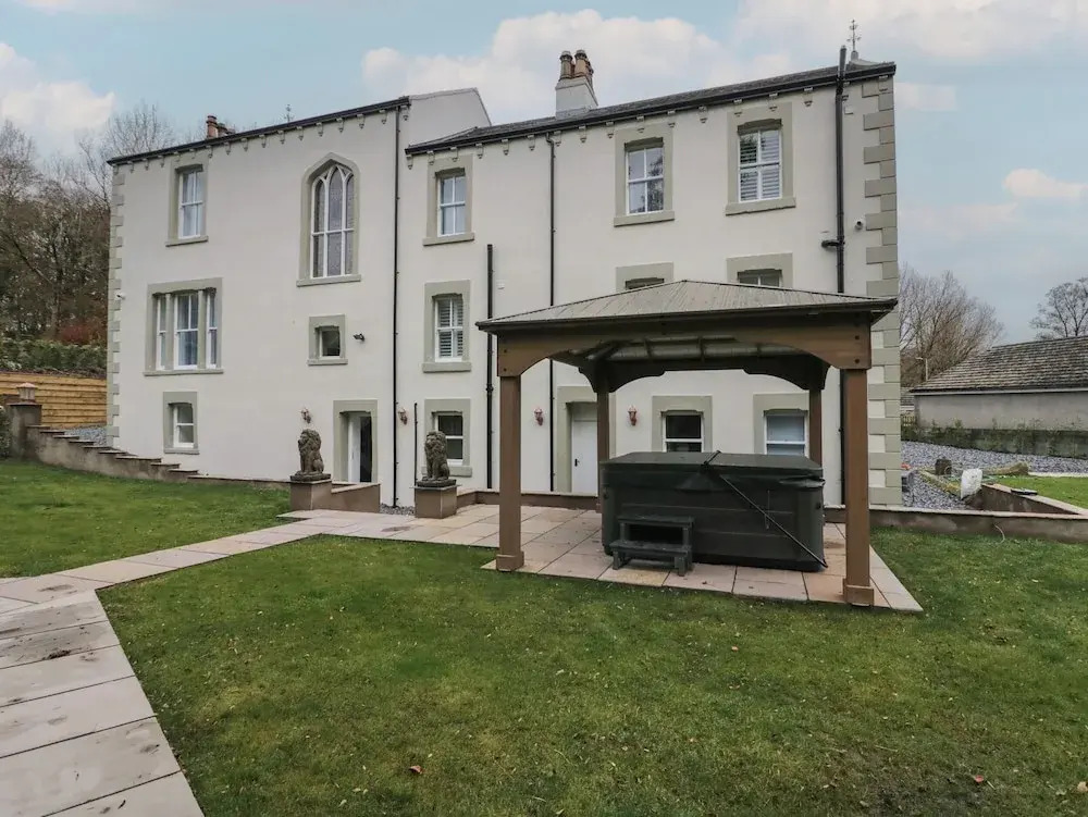 Beechgrove Manor