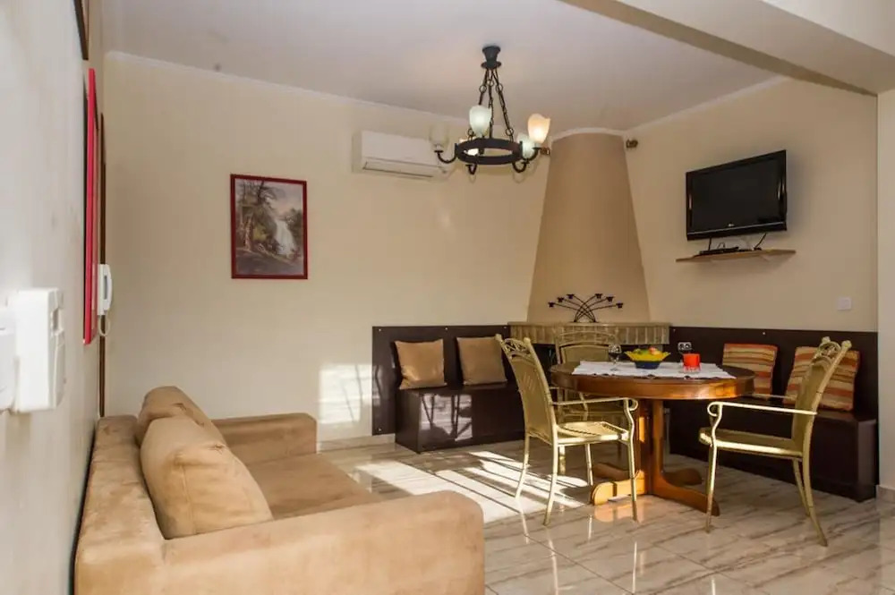 Cozy Flat In An Olive Grove 1.5km By A Sandy Beach