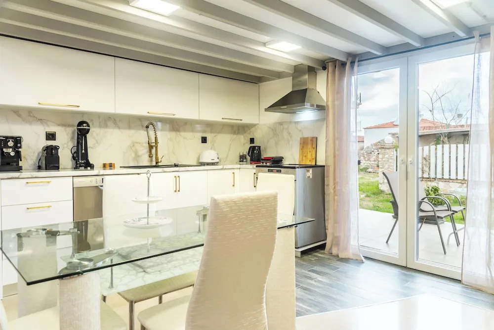 Victorias Suites Corfu