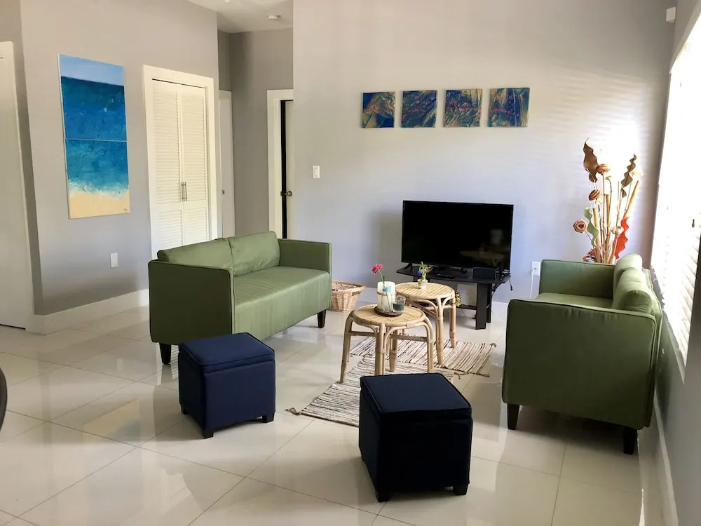 Entire house in Miami Shores