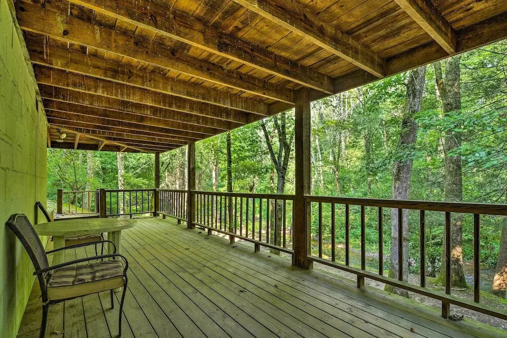 Tellico Plains Cabin - 5 Acres, Backyard Creek!
