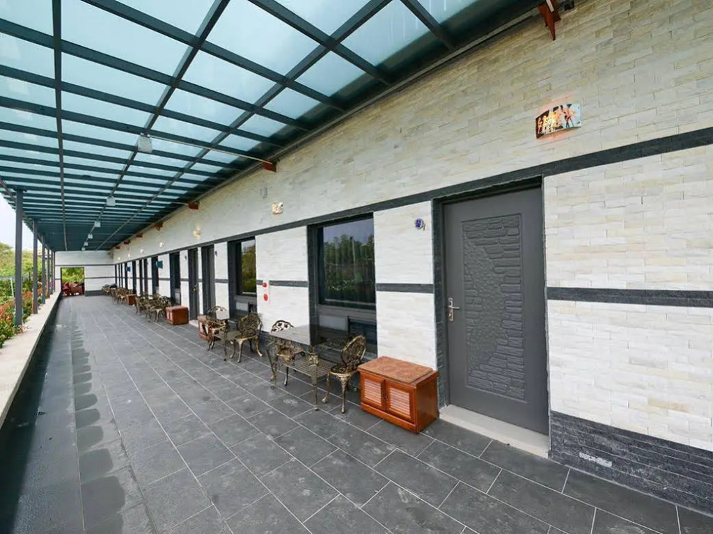 Oceanic Pearl Resort II